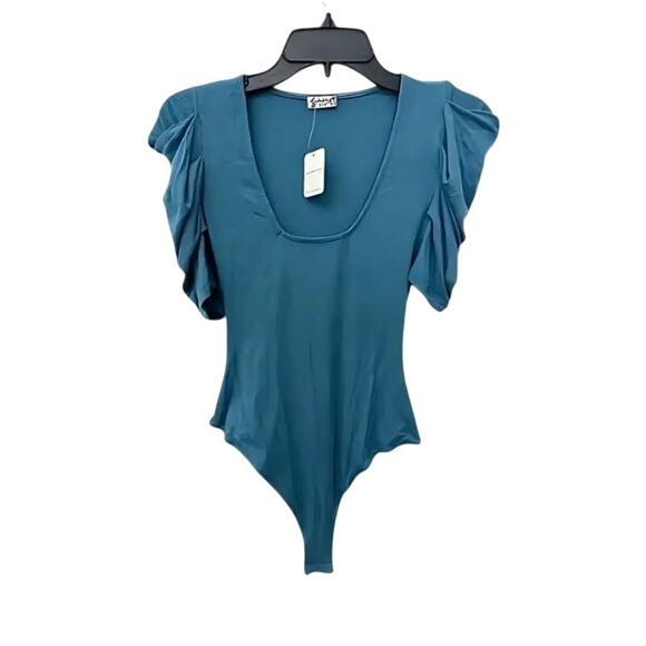 Free People Bodysuit Short Sleeves Ruffled Deep Scooped Neck Blue Women's XS NWT - Picture 2 of 10